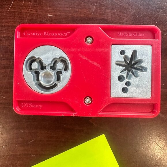 Creative Memories DISNEY MAGIC Double Paper Punch Scrapbook DIY Craft - Picture 5 of 6